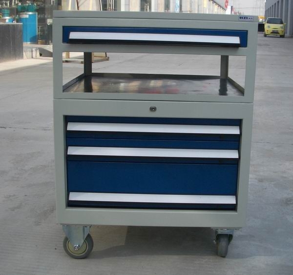 四抽带层板工具车